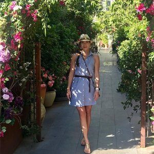 Meet your Posher, Caitlin